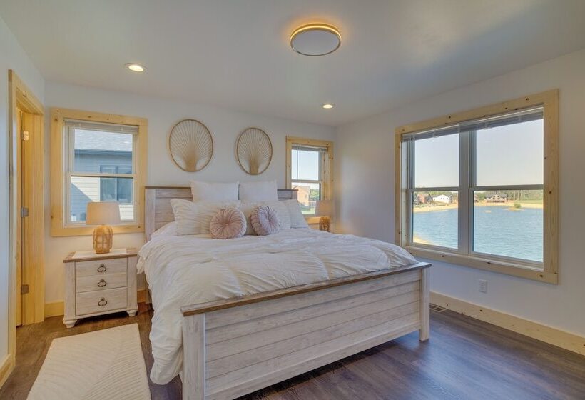 Spacious New Lisbon Home W/ Lake Access!