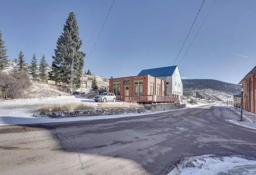 Unique Colorado Mountain Retreat: Near Pikes Peak!