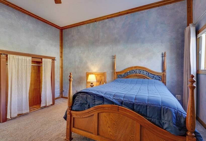 Unique Colorado Mountain Retreat: Near Pikes Peak!