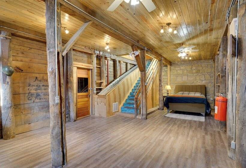 Unique Colorado Mountain Retreat: Near Pikes Peak!