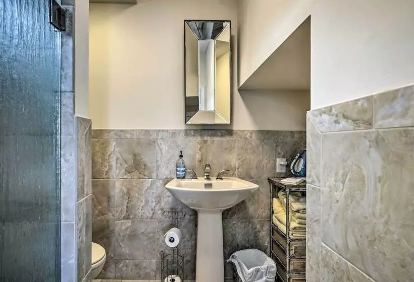 Ventnor City Retreat ~ 1 Block To Boardwalk!