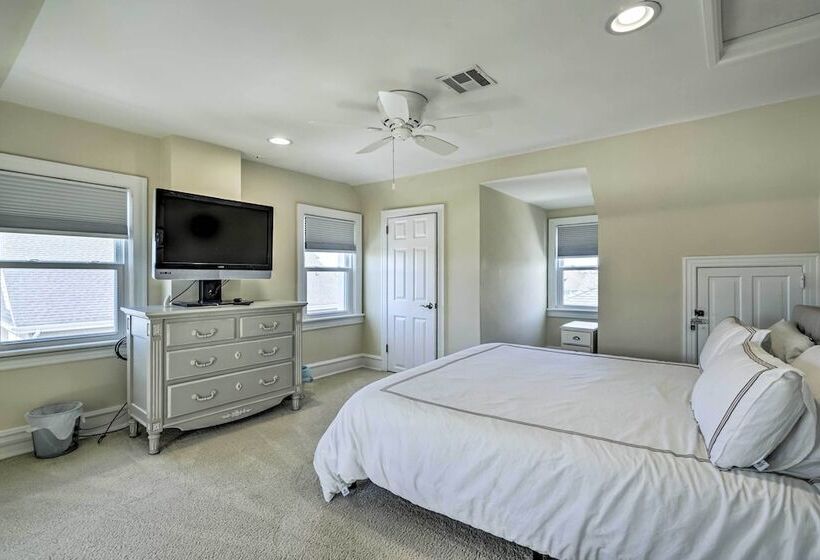 Ventnor City Retreat ~ 1 Block To Boardwalk!