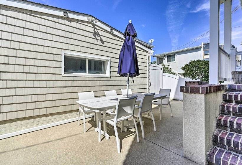 Ventnor City Retreat ~ 1 Block To Boardwalk!