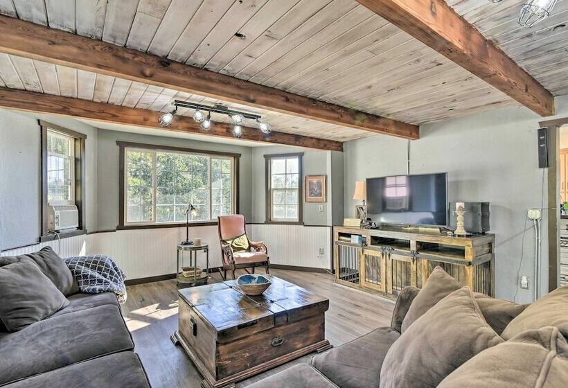 Washougal Country Escape Near Gorge Hikes!