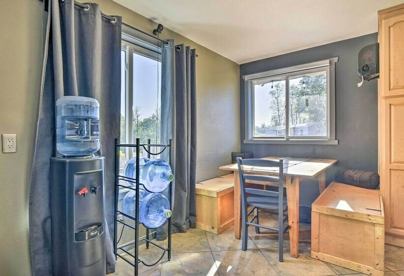 Washougal Country Escape Near Gorge Hikes!