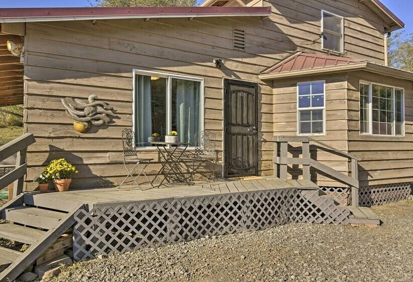 Washougal Country Escape Near Gorge Hikes!