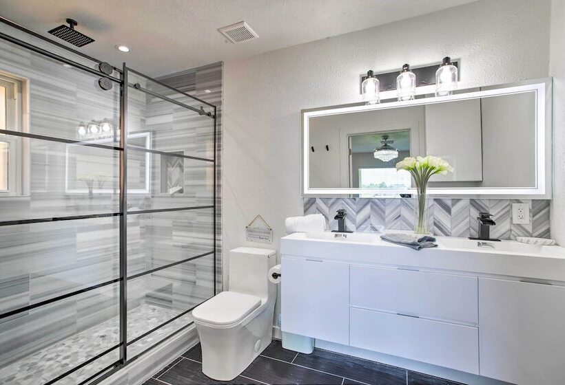 Waterfront Lake Home W/ Deck   New Renovations!