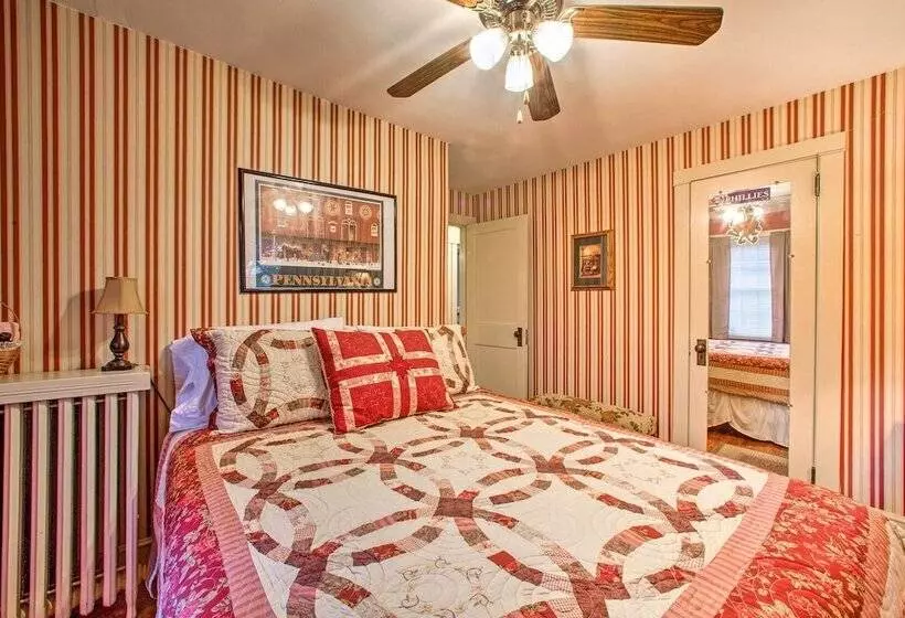 Whimsical Lancaster House W/porch, Near Amish Farm