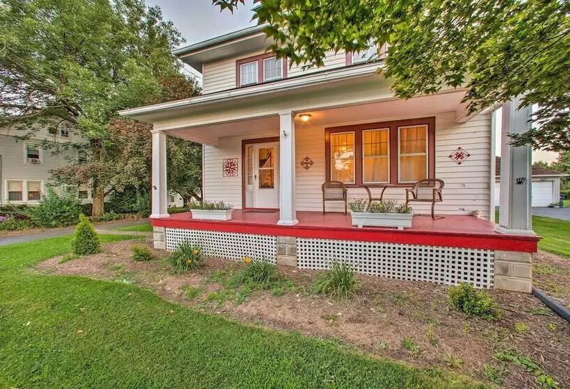 Whimsical Lancaster House W/porch, Near Amish Farm