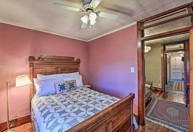 10 Mi To Gore Mountain: Home In Adirondack Park