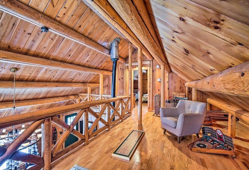 Andover Cabin Retreat W/ Hot Tub & Fireplace!