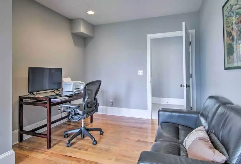 Bayfront Gem W/ Amazing Water Views + Pond!