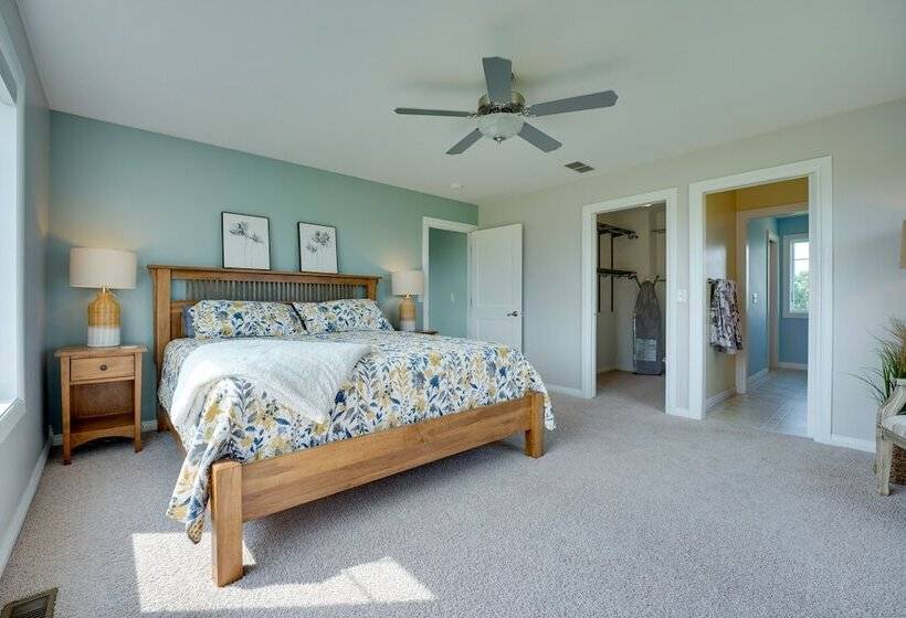 Blue Birds Perch: Stunning Home On Private Hilltop