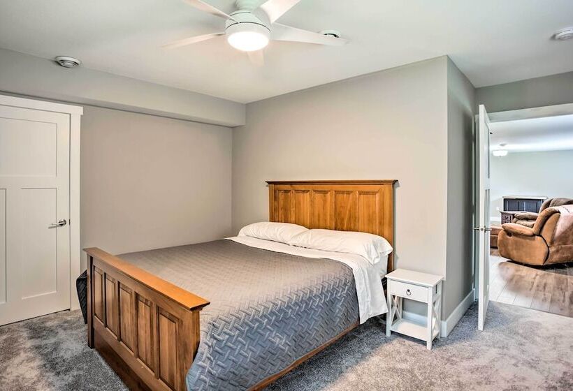 Cabin W/ Dock & Porch Across From Balsam Lake