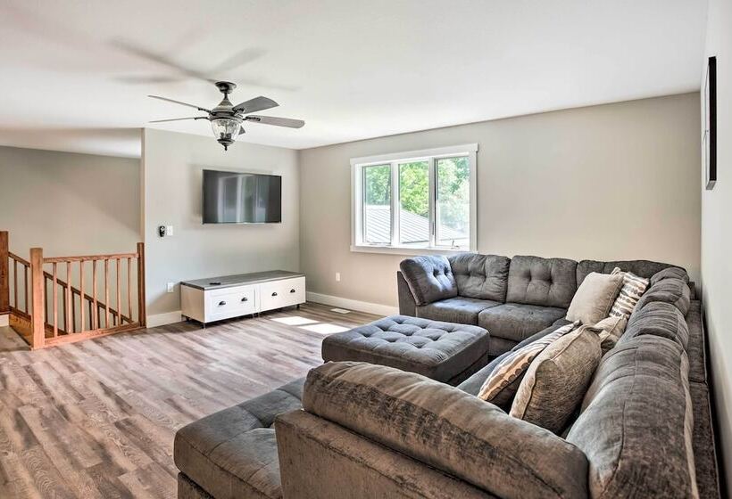 Cabin W/ Dock & Porch Across From Balsam Lake