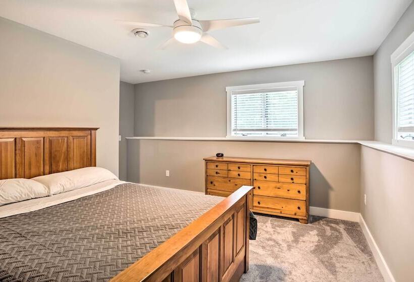 Cabin W/ Dock & Porch Across From Balsam Lake