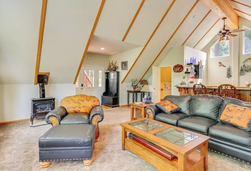 Pet Friendly California Cabin W/ Beach Access