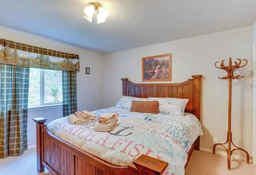 Pet Friendly California Cabin W/ Beach Access