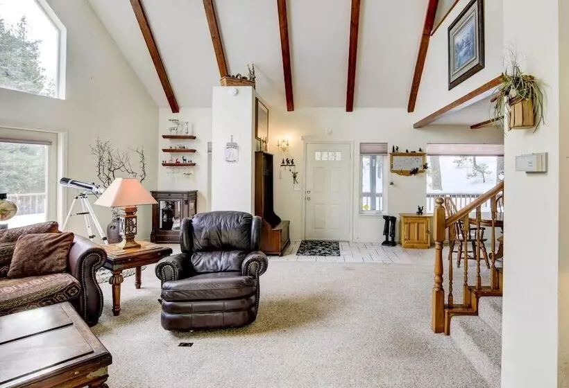 Pet Friendly California Cabin W/ Beach Access