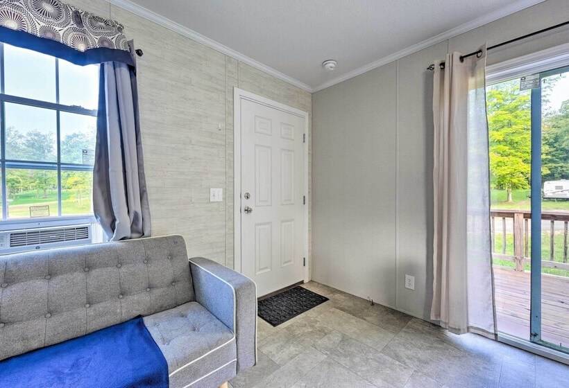 Cassopolis Cabin, Little Fish Lake On Site!