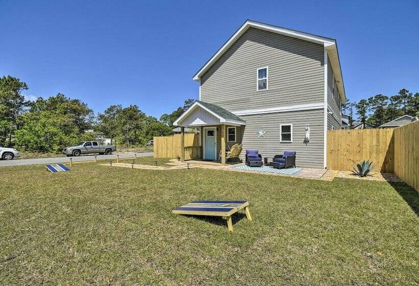Chic Outer Banks Bungalow < 1 Mi To Beach!