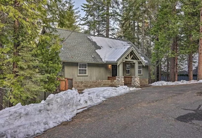 Cold Springs Mountain Cabin: Hot Tub & Generator