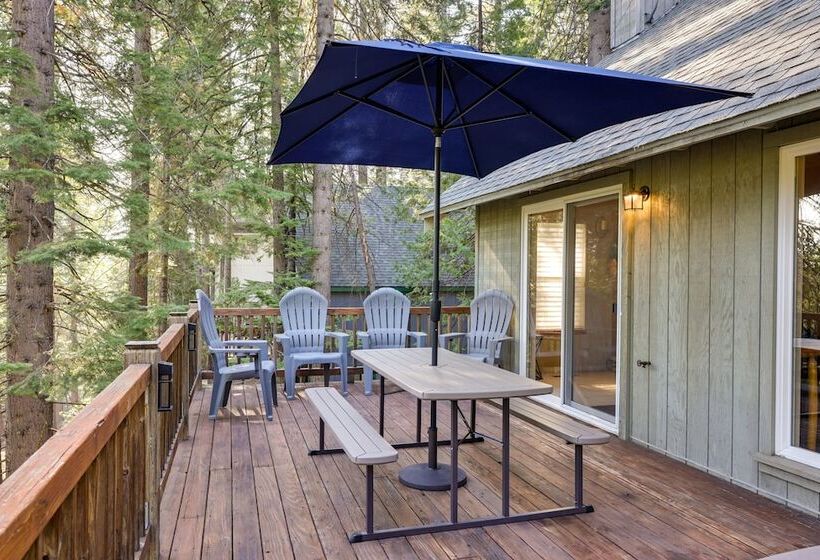 Cold Springs Mountain Cabin: Hot Tub & Generator