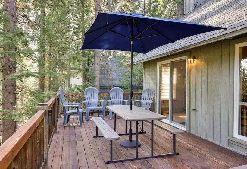 Cold Springs Mountain Cabin: Hot Tub & Generator