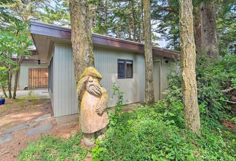 Coos Bay Retreat < 2 Mi To Marina & Casino!