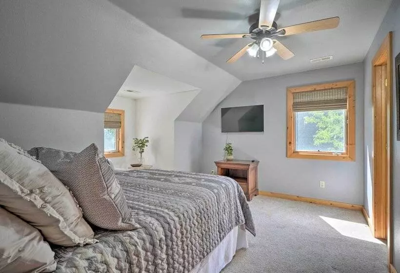 Country Cabin W/ Wraparound Deck & Views!