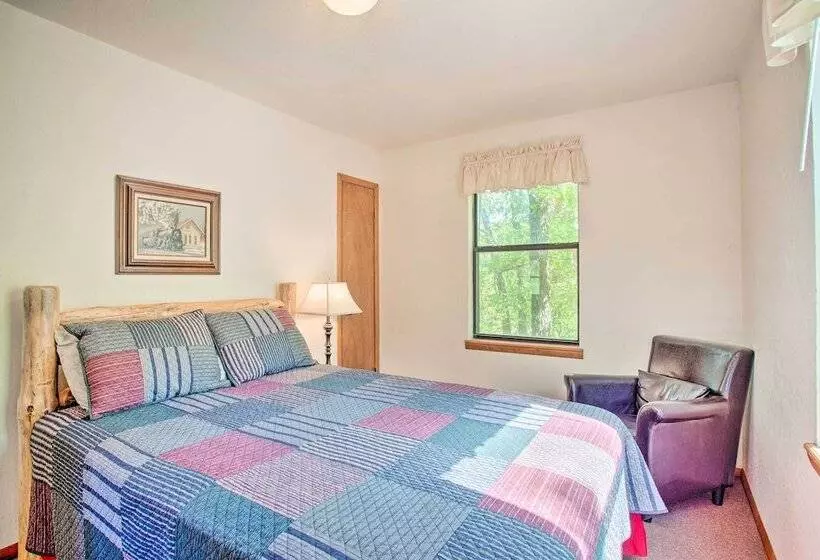 Cozy, Secluded Davis Cabin On 60 Wooded Acres