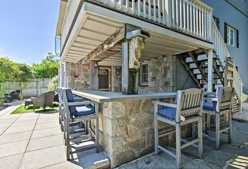 Deluxe Waterford Home W/ Views, Outdoor Bar & More