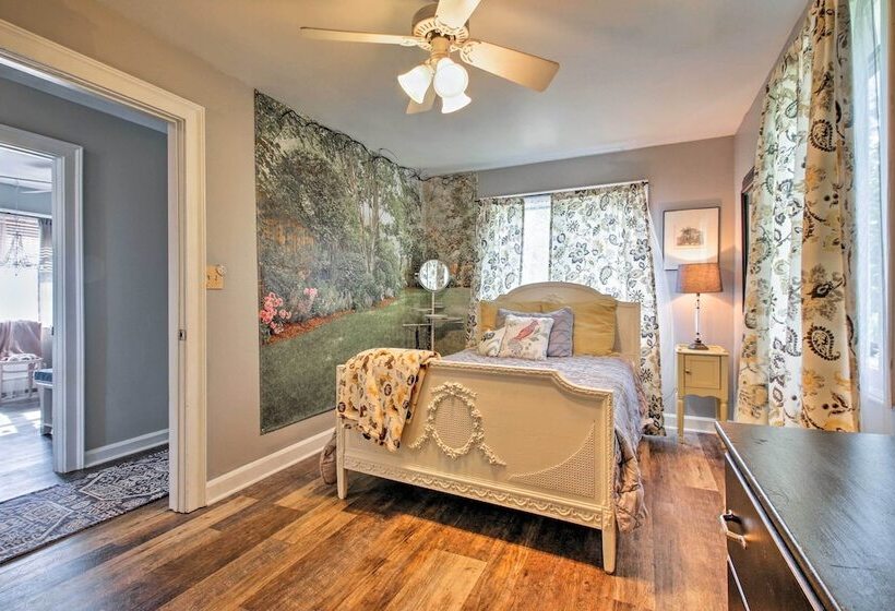 Deluxe Waterford Home W/ Views, Outdoor Bar & More