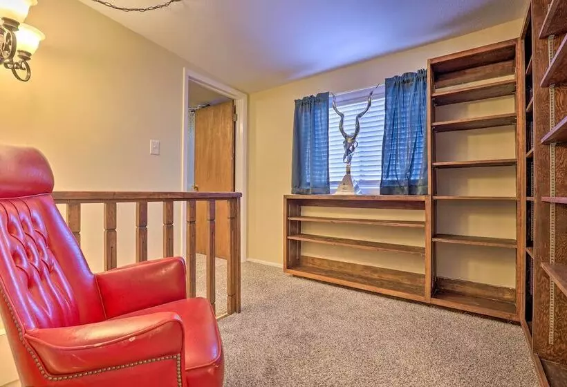 Downtown Cedar City House < 1/2 Mi To Suu Campus!