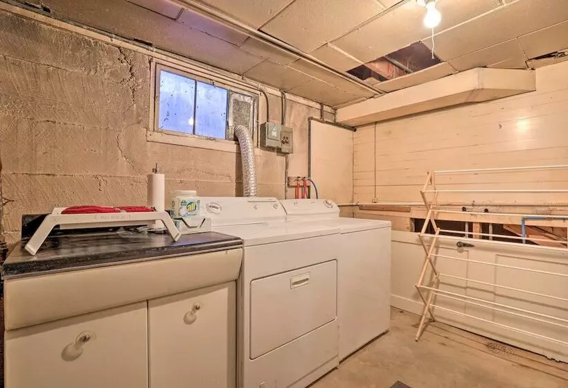 Downtown Cedar City House < 1/2 Mi To Suu Campus!