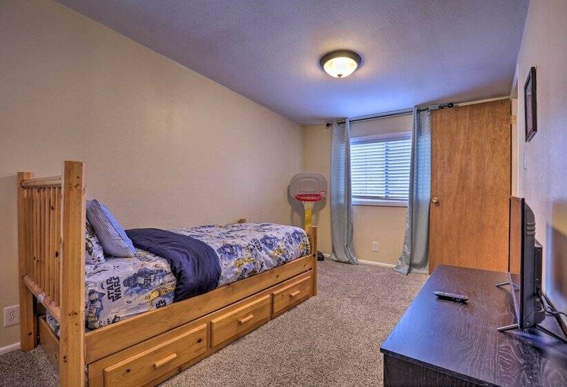 Downtown Cedar City House < 1/2 Mi To Suu Campus!