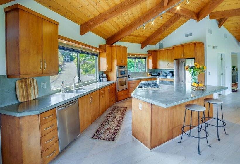 Fallbrook Home W/ Mountain Views: Close To Hiking!