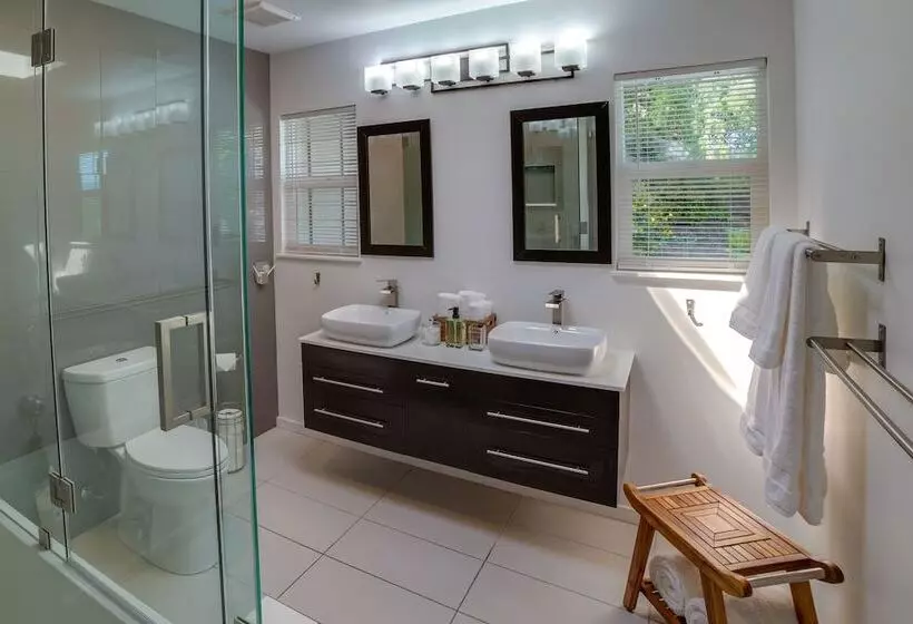 Fallbrook Home W/ Mountain Views: Close To Hiking!