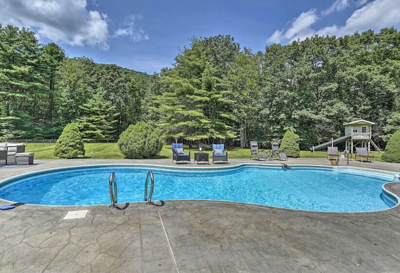 Family Home W/ Pool, Yard, Game Room, Deck & More!