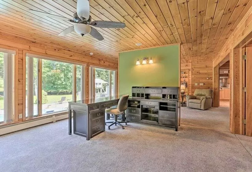Family Home W/ Pool, Yard, Game Room, Deck & More!