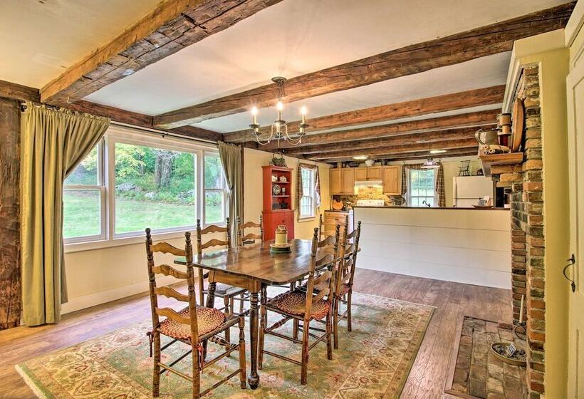 Historic Hanover Area Home, 16 Miles To Dartmouth!