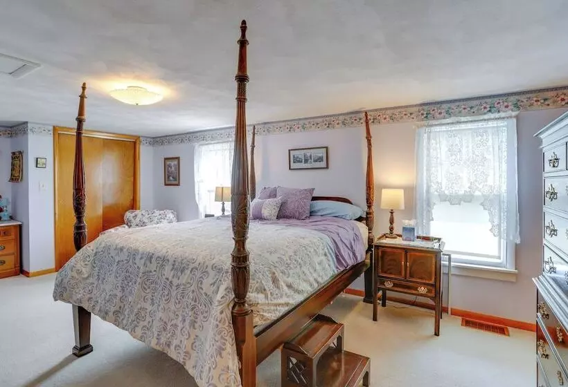 Home W/ Screened In Porch < 1 Mi To Lake Erie