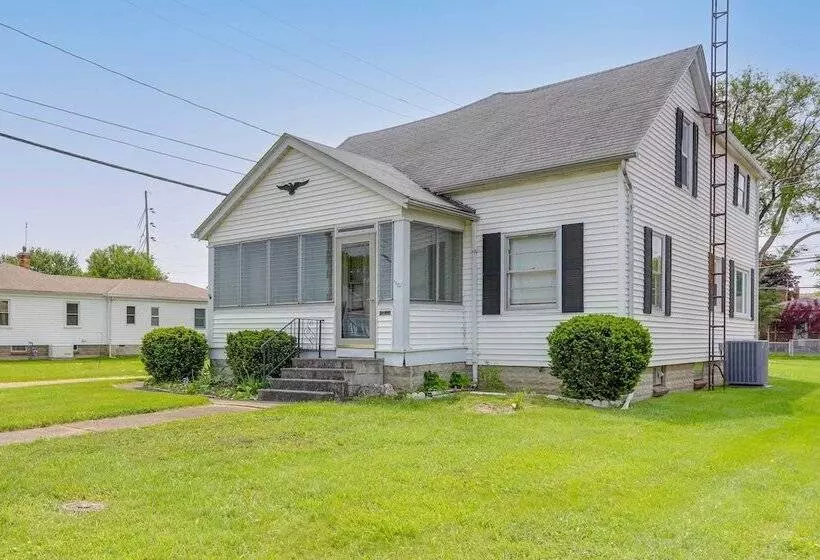 Home W/ Screened In Porch < 1 Mi To Lake Erie