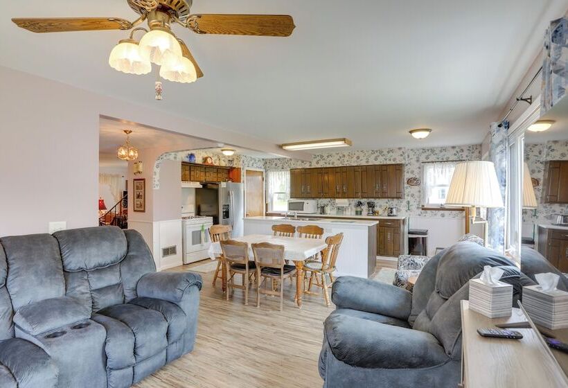 Home W/ Screened In Porch < 1 Mi To Lake Erie