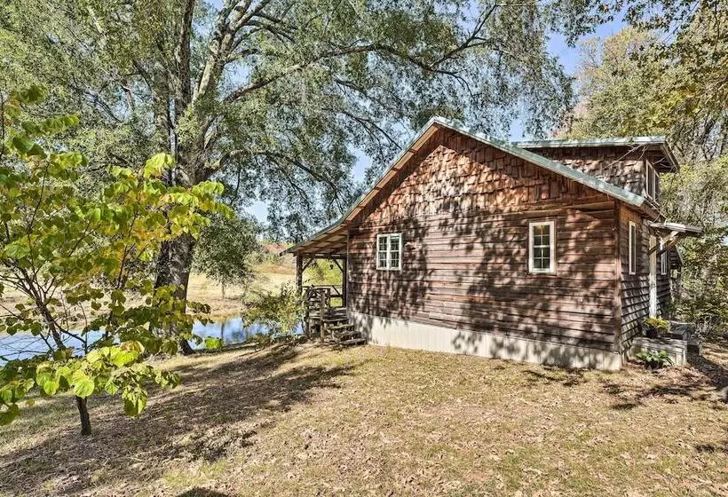 Idyllic Cabin W/ Fire Pit, Kayak On Site!