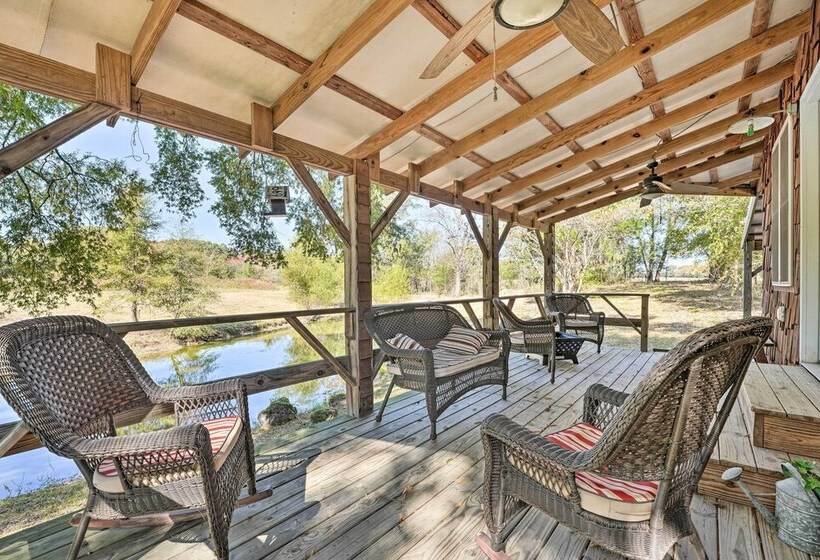 Idyllic Cabin W/ Fire Pit, Kayak On Site!