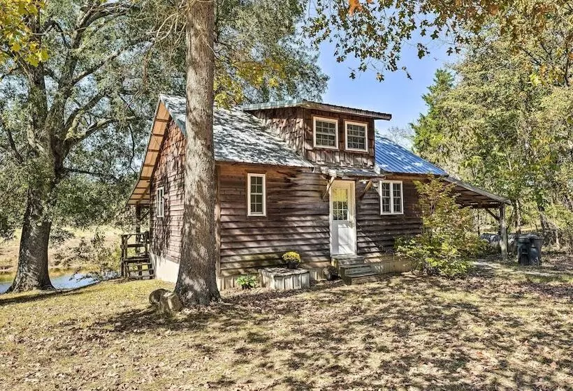 Idyllic Cabin W/ Fire Pit, Kayak On Site!