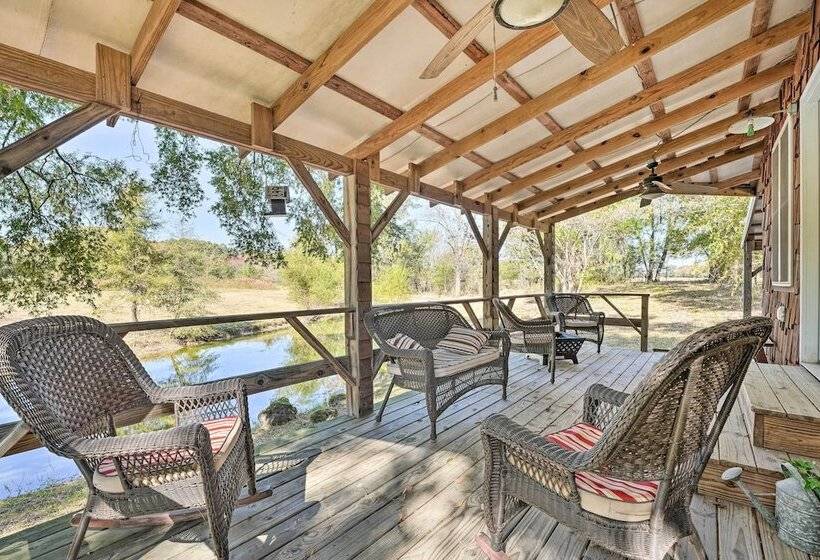 Idyllic Cabin W/ Fire Pit, Kayak On Site!