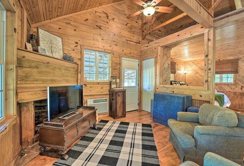 Idyllic Cabin W/ Fire Pit, Kayak On Site!
