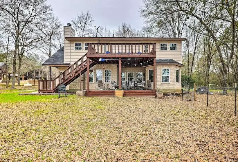 Waterfront Home W/ Boat Dock On Lake Conroe!